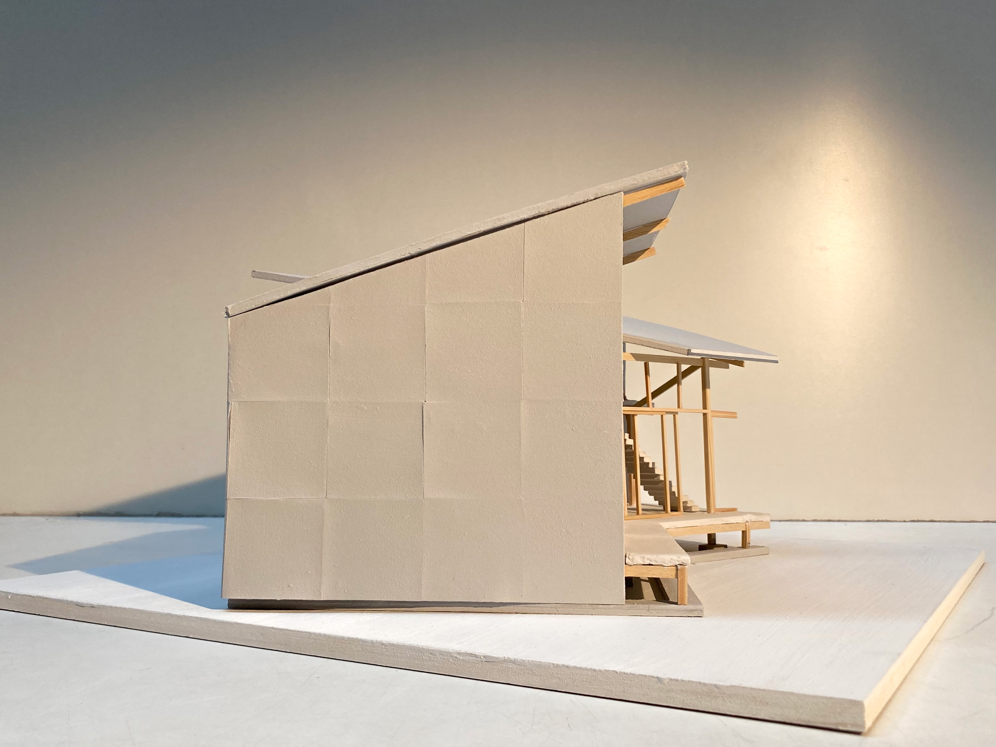 Model 1:33