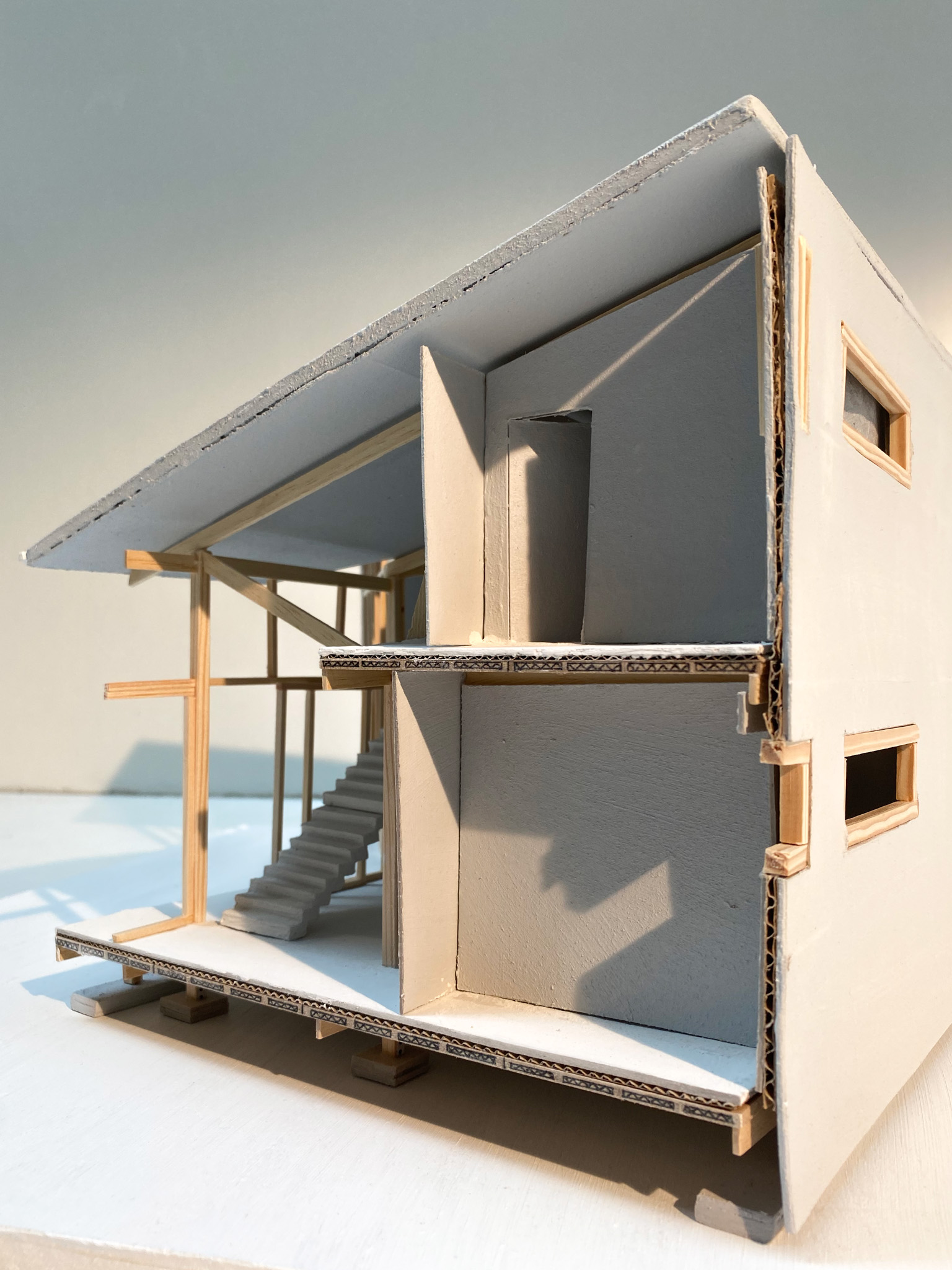 Model 1:33
